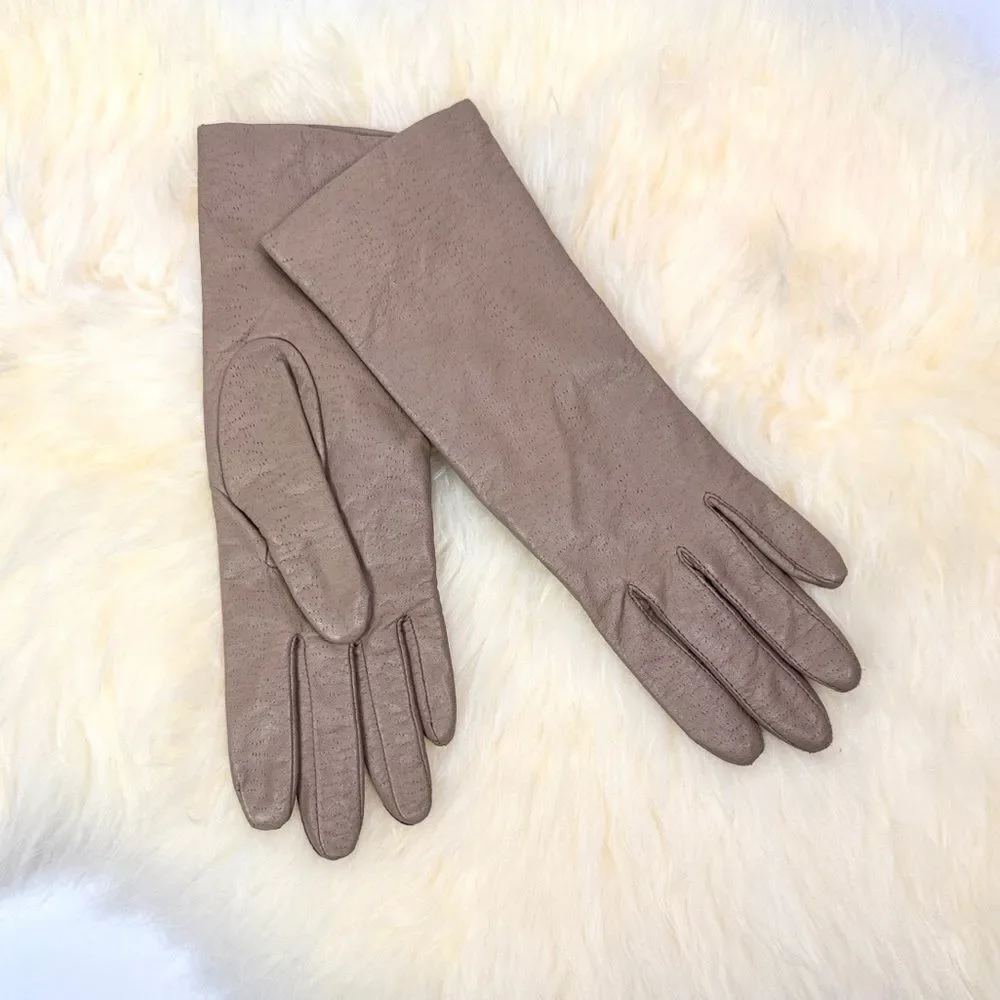 NWOT Fownes Taupe Gloves Perforated Leather Acrylic Lining size 6,5 Vintage